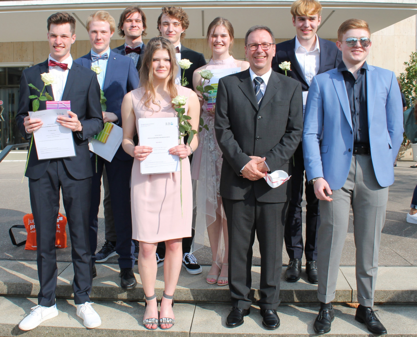  Fotos der Abitur-Entlassung 2021 – Rudolph-Brandes-Gymnasium Bildidee 